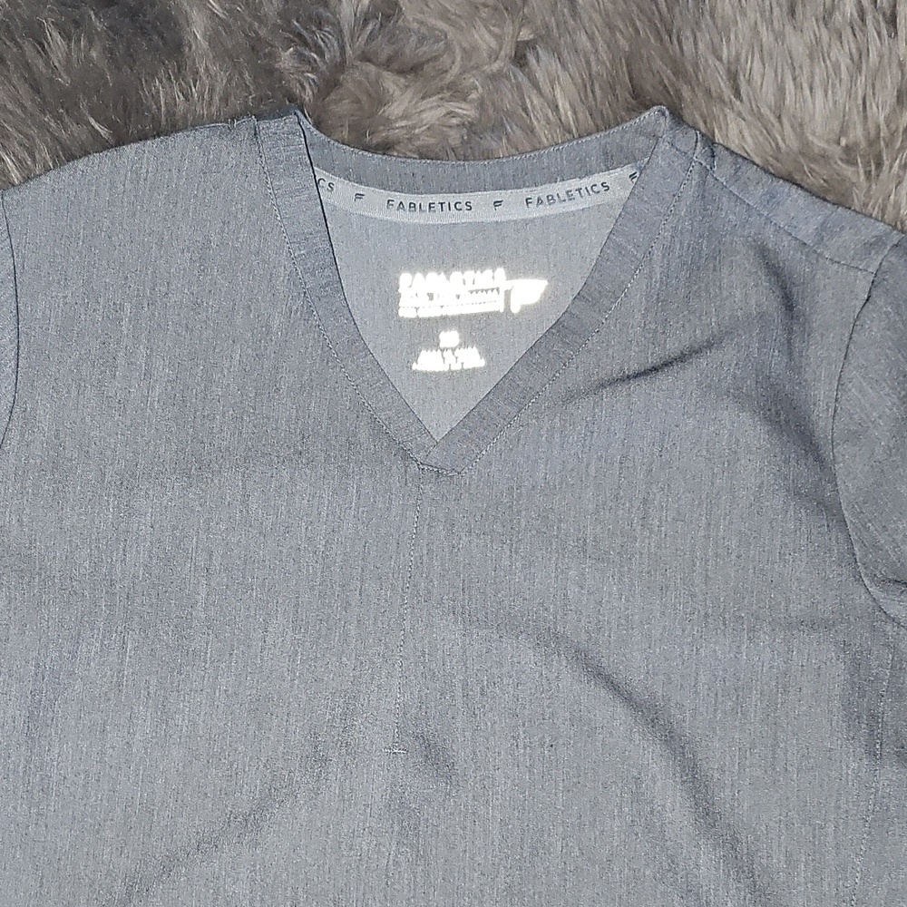 Gray Women's Top - Picture 2 of 6
